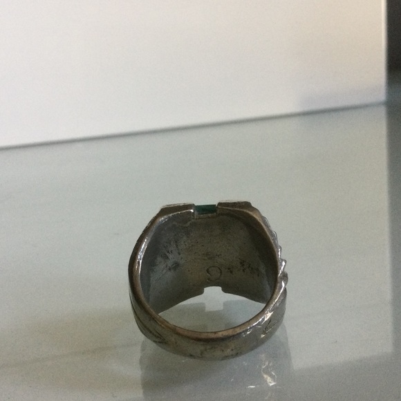 Large Silver & Turquoise Statement Ring - Picture 3 of 6